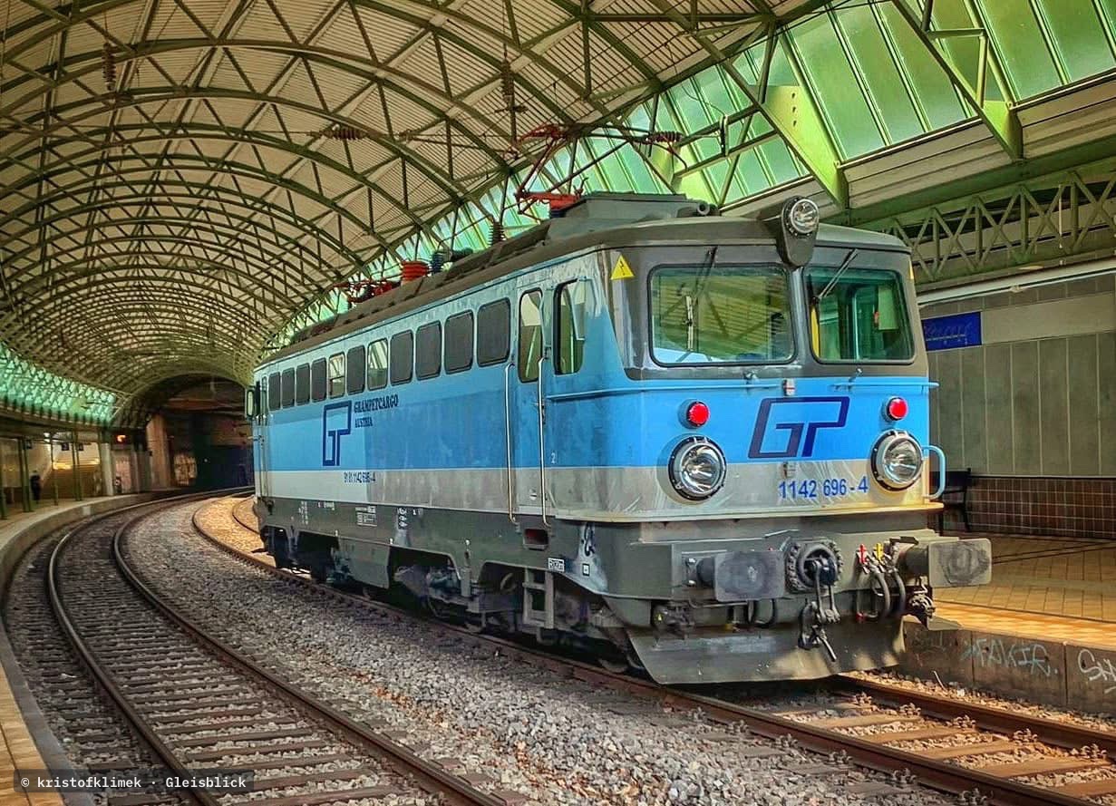 1142 696-4 bei Wien Oberdöbling