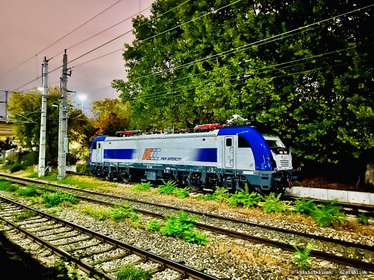 PKPIC EU200-024 bei Donauuferbahn