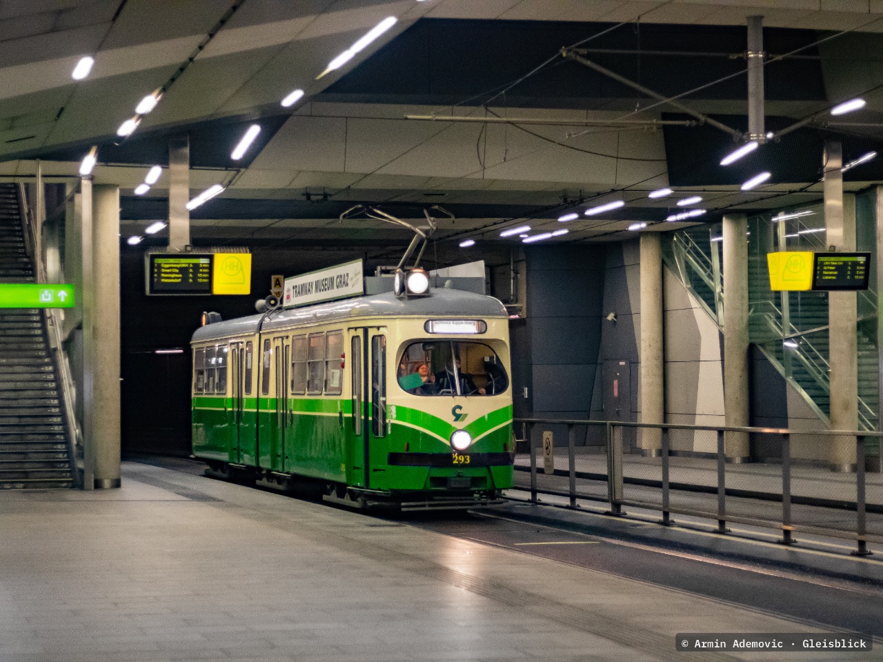 E1 bei Graz Hauptbahnhof