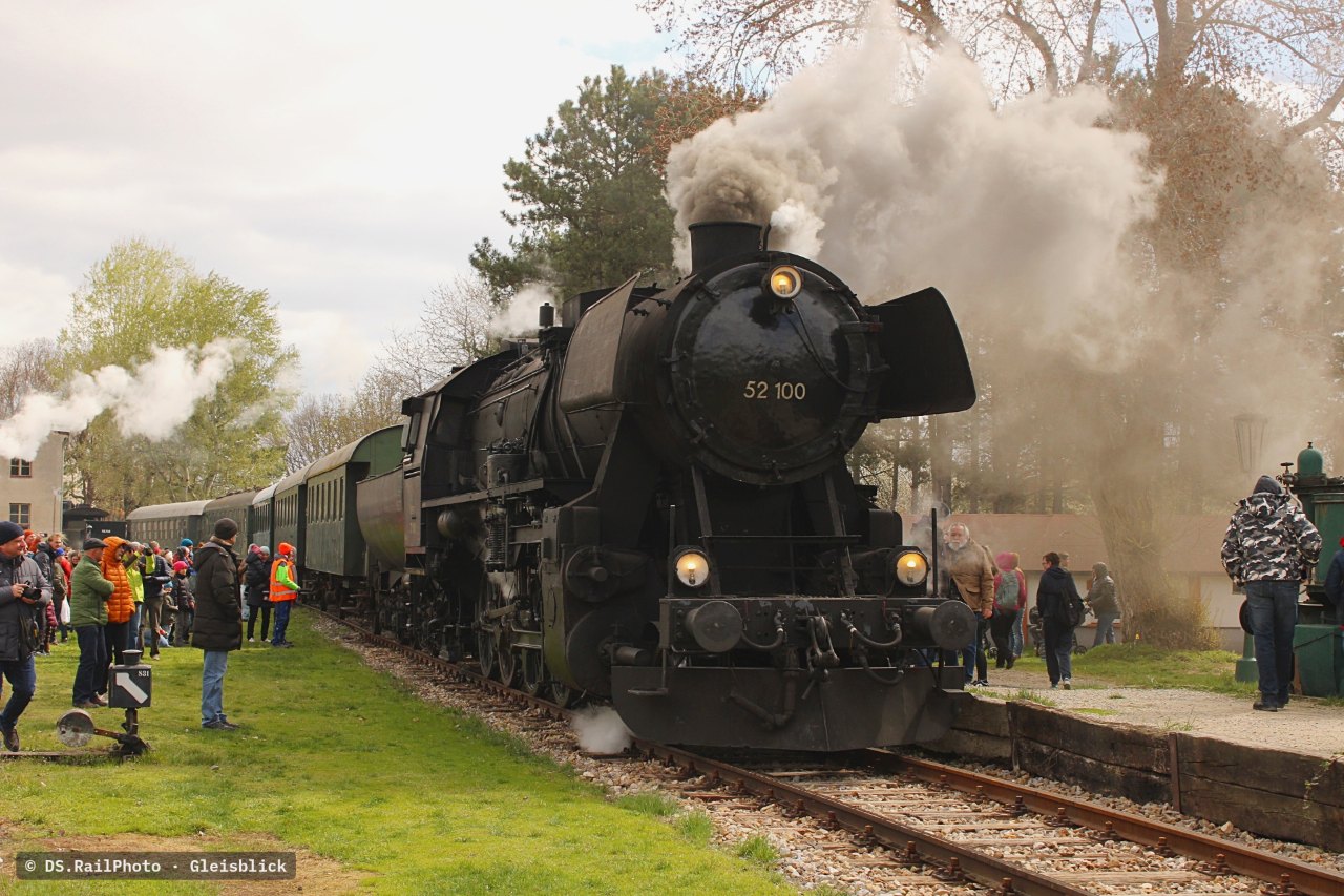 52 100 bei Eisenbahnmusem Strasshof