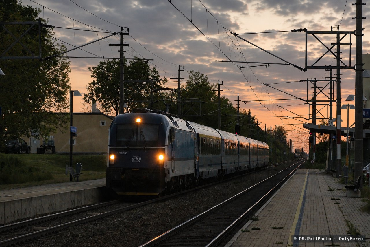 1216 953 bei Bernhardsthall