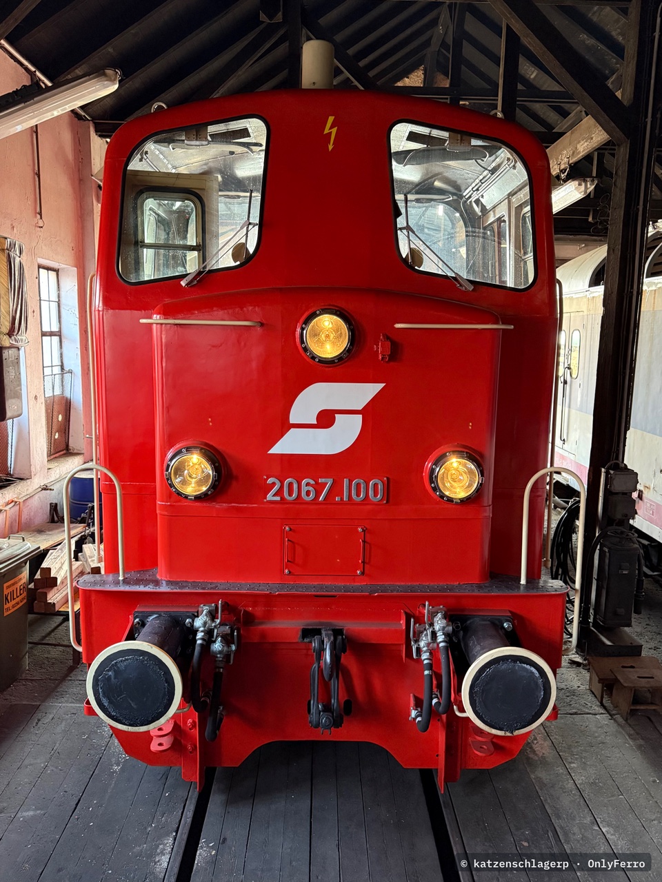 2067.100 bei Mistelbach Lokalbahnhof