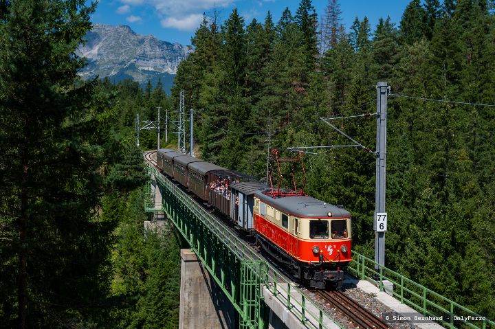 1099.011 bei Kuhgrabenviadukt (Erlaufklause)