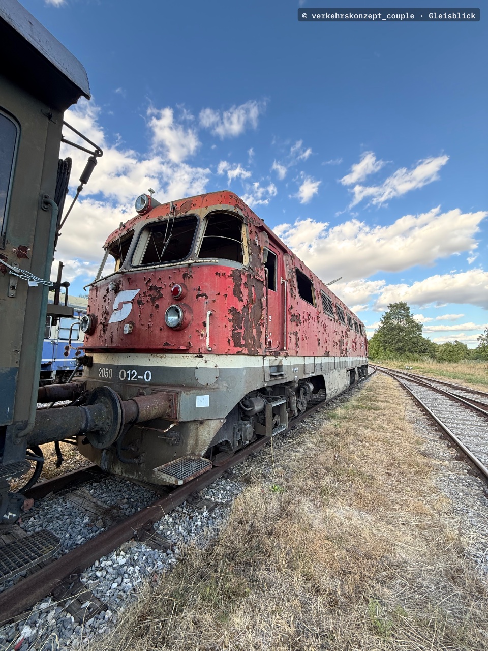 2050 012-0 bei Mistelbach Lokalbahnhof