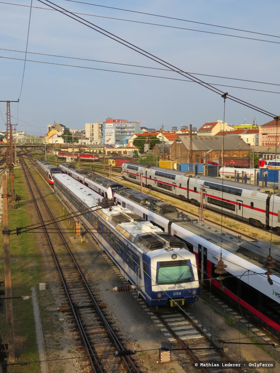 4020-303-6 bei Wien Westbahnhof